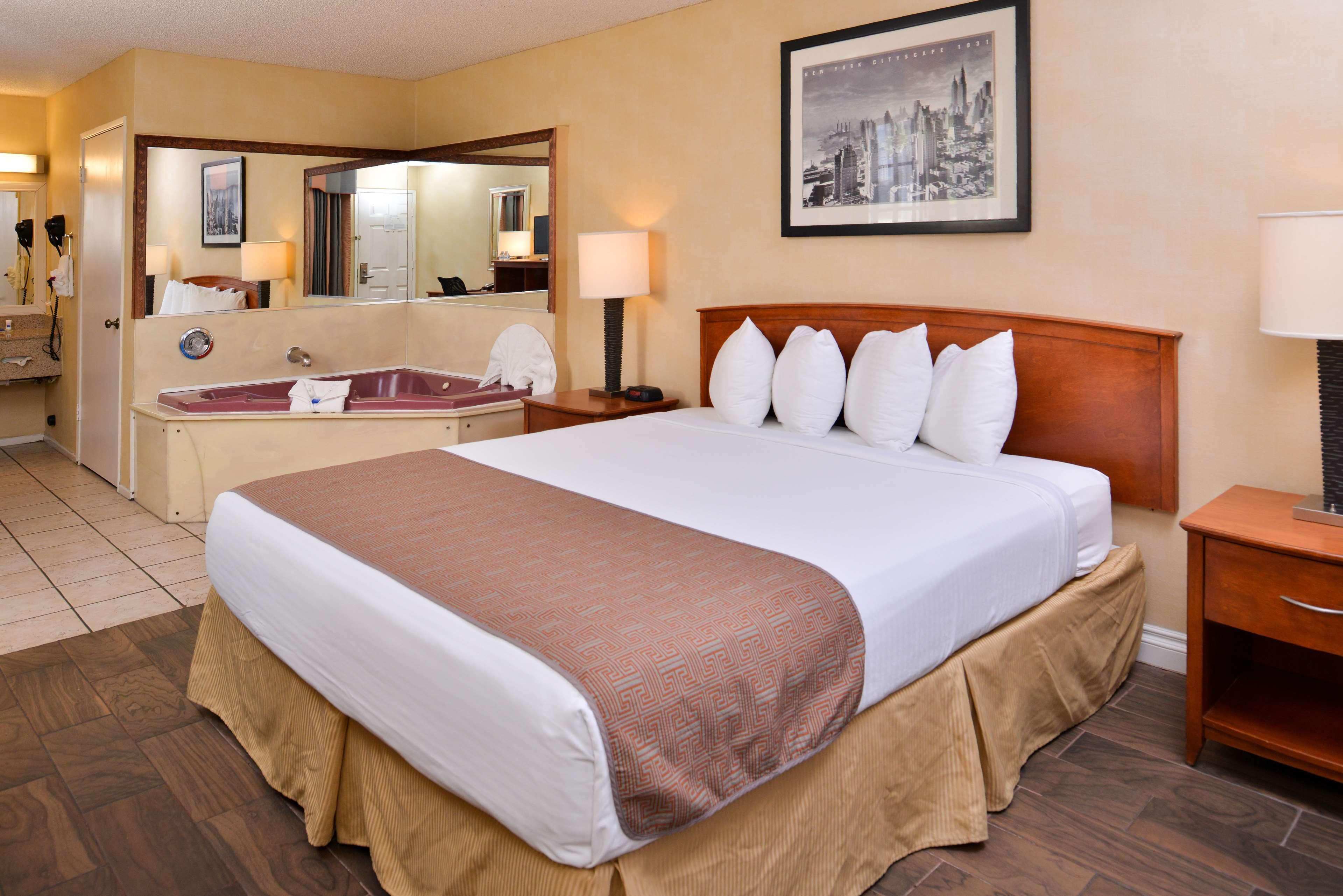 ווסטמינסטר Best Western Palm Garden Inn מראה חיצוני תמונה